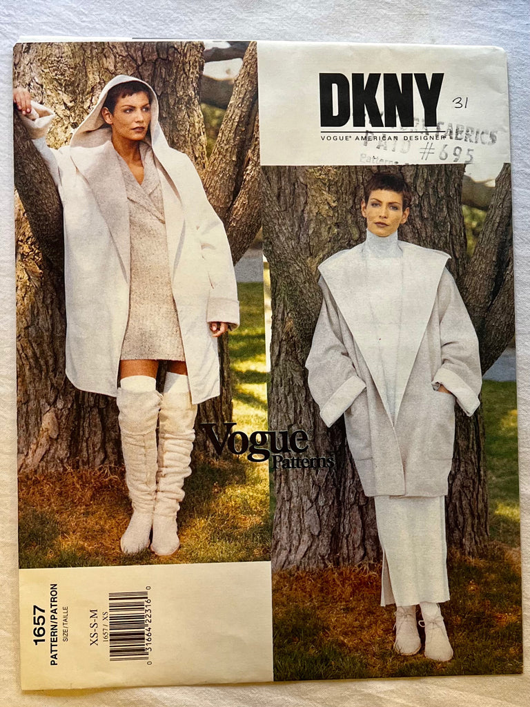 Vogue DKNY 1657 UNCUT Coat Sizes XS-M – Wee Scotty