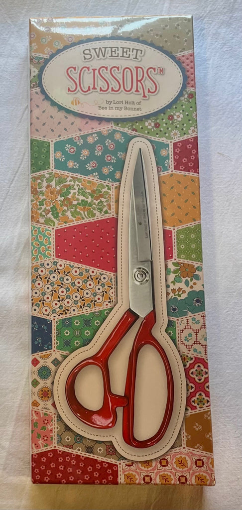 Lori Holt Sweet Sewing Scissors – Wee Scotty
