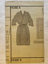Very Easy Very Vogue 8155 PARTIALLY CUT Loungewear Size M