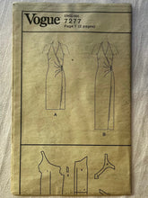 Very Easy Vogue 7277 UNCUT Misses Dress Sizes 6-10