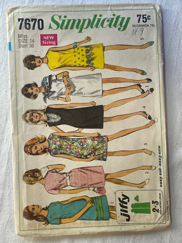 Simplicity 7670 CUT Misses Dress Size 14