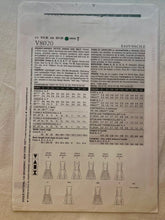 Vogue Easy V8020 UNCUT Misses Dress Sizes 6-10