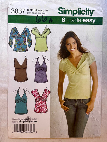 Simplicity 3837 PARTIALLY CUT Blouse Sizes 6-14