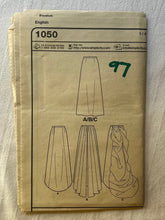 Style 1050 PARTIALLY CUT Misses Dress Sizes 6-16