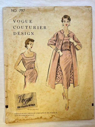 Vogue Couturier Design No 797 CUT Suit Size 14
