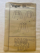 Very Easy Very Vogue V8299 PARTIALLY CUT Jacket Sizes S-L