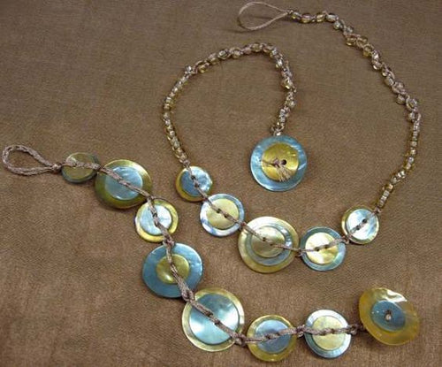 Necklaces & Bracelets SATURDAY 12/8