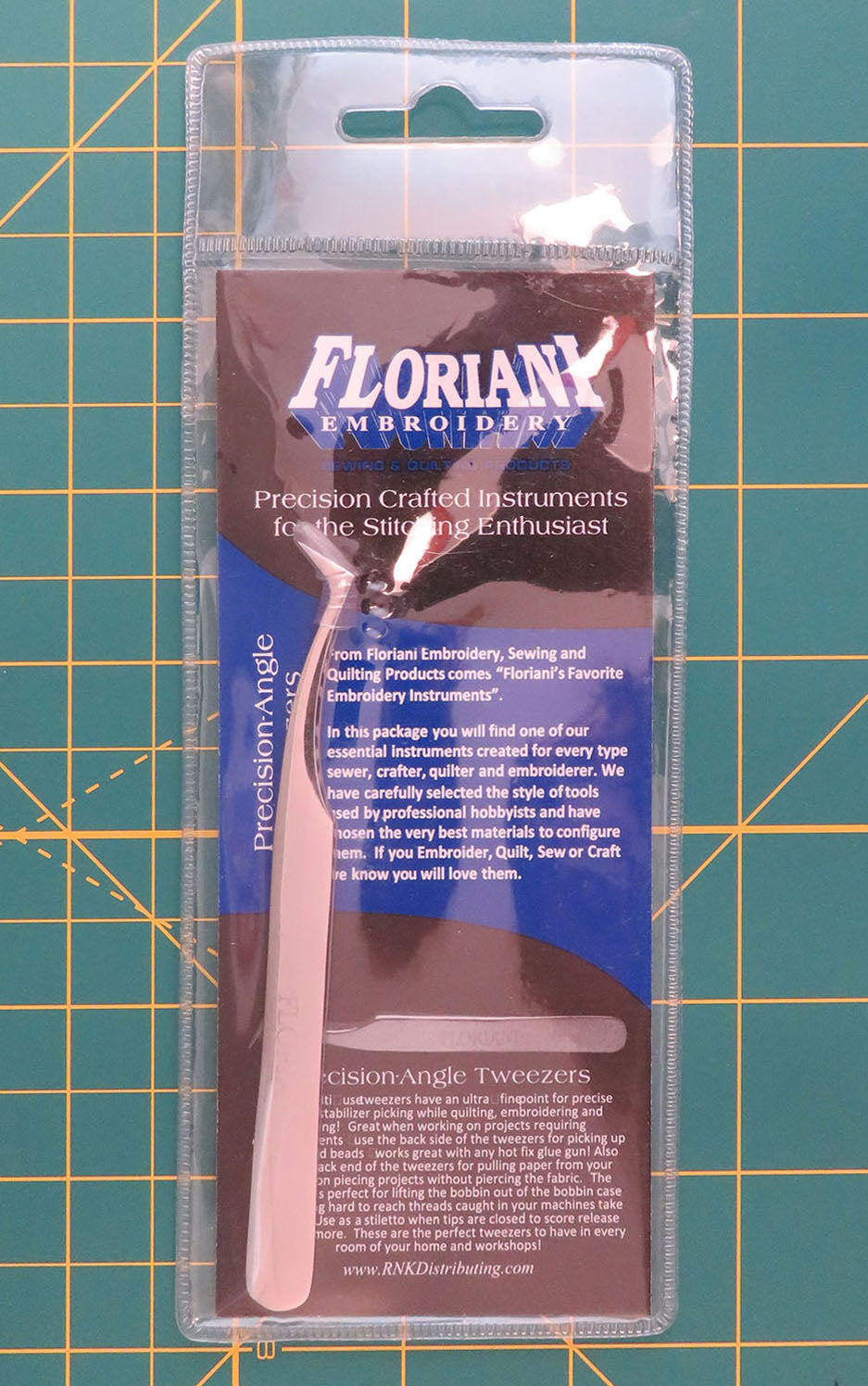 Floriani Precision Angle Tweezers – Wee Scotty